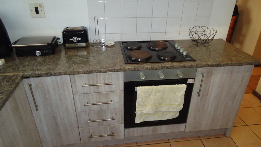 3 Bedroom Property for Sale in New Macassar Western Cape